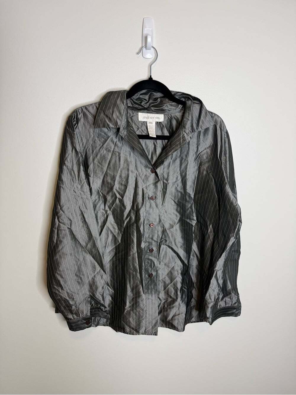 Jones New York Charcoal Pinstripe Button-Down Blouse 100% silk size 14W